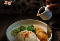 Ayam rebus yang empuk, serta nasi jahe yang harum. Matapedia6.com/ Dok BWP