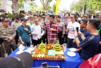 Wali Kota Batam dan Sekda temui buruh dalam aksi May Day, Rabu (1/5/2024). Foto:Diskominfo