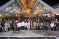 Anggota DPRD Batam Arlon Veristo dampingi Wako Batam Halal bihalal. Foto:Diskominfo