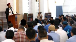 Ustadz Abdul Somad ceramah di Masjid BP Batam. Foto:Humas BP Batam