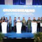 Pengusahaan Batam (BP Batam) bersama PT. Persero Batam menggelar Groundbreaking Proyek Pembangunan Container Yard (CY) dan infrastruktur Terminal Peti Kemas Batu Ampar, Rabu (8/5/2024). Foto:Humas BP Batam