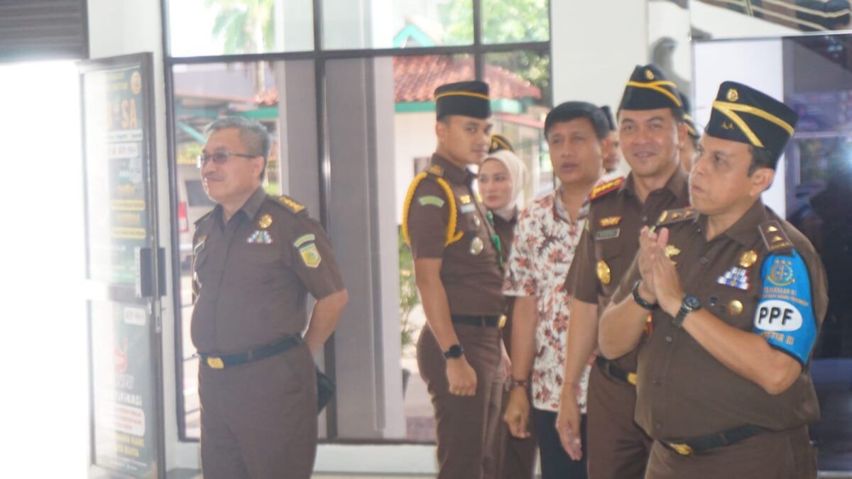 Jamwas Kejagung RI Inspeksi umum ke Kejari Batam, Jumat (17/5/2024). Foto:Dok/Kejari