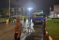 Kanit Gakkum Laka Lantas Polresta Barelang, Iptu Viktor Hutahaean saat mendatangi tempat kejadian perkara di Turunan Bukit Daeng, Rabu (22/5/2024). Matapedia6.com/ Dok Unit Laka