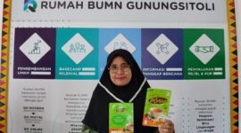 Seorang pelaku UMKM. Foto:Telkom