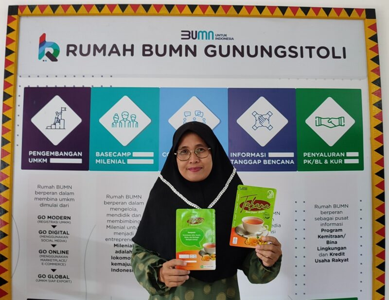 Seorang pelaku UMKM. Foto:Telkom