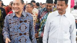 Rudi sambut kedatangan Menteri Besar Johor. Foto:Humas BP Batam