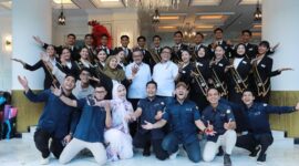 Sekda Batam dan kadsi pariwata batam. Foto:Diskominfo