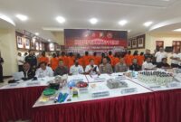 Wakapolda Kepri Brigjen Pol Asep Safrudin pimpin ekspos hasil ungkap kasus narkotika di Lobi utama Polda Kepri, Kamis (6/6/2024).Matapedia6.com/luci