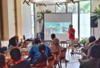 VP Corporate Communication Telkom, Andri Herawan Sasoko memberikan pemaparan terkait pergelaran perdana Digiland Run 2024 sebagai bagian dari perayaan HUT Telkom ke-59 yang siap digelar di akhir bulan Juli 2024. Foto:Telkom