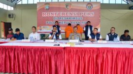 Ditreskrimsus Polda Kepri Bongkar Pelangsir BBM jenis Solar dengan Modus gunakan surat rekomendasi Nelayan, Ekspos kasus digelar Rabu (12/4/2024). Matapedia6.com/Dok Humas Polda