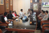 Kapolda Kepri Irjen Pol Yan Fitri Halimansyah terima kunjungan kerja Komite Olimpiade Indonesia di Kantor Kapolda Kepri, Kamis (20/6/2024). Matapedia6.com/Dok Humas Polda