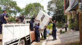 Proses pemindahan warga Rempang Eco City. Foto;Humas BP Batam