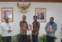 Kepala BP Batam terima penghargaan. Foto:Ist