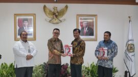 Kepala BP Batam terima penghargaan. Foto:Ist