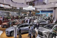 Pengunjung memadati lokasi pameran Gaikindo Indonesia International Auto Show (GIIAS) 2024, ICE BSD, Tangerang. Matapedia6.com/ Istimewa