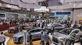 Pengunjung memadati lokasi pameran Gaikindo Indonesia International Auto Show (GIIAS) 2024, ICE BSD, Tangerang. Matapedia6.com/ Istimewa