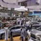 Pengunjung memadati lokasi pameran Gaikindo Indonesia International Auto Show (GIIAS) 2024, ICE BSD, Tangerang. Matapedia6.com/ Istimewa