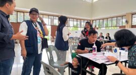 Yayasan Citramas bersama bersama Yayasan Keluarga Batam (YKB) serta tenaga medis dari Batam dan dokter spesialis Singapura gelar bakti sosial layanan pemeriksaan kesehatan anak secara gratis, Sabtu (6/7/2024). Matapedia6.com/ Dok Citramas