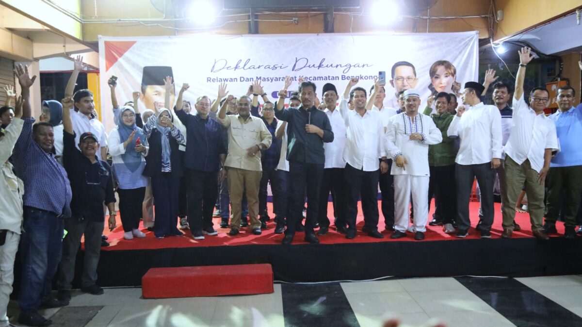 Rudi saat mengajak relawan dukung Amsakar. Foto:Istimewa
