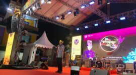 Menteri Pariwisata dan Ekonomi Kreatif (Menparekraf) RI Sandiaga Uno saat memberikan sambutan sekaligus membuka kegiatan Event Tanjungpinang Fest 2024 di Jalan Merdeka Kota Tanjungpinang, Provinsi Kepri, Minggu (4/8/2024).