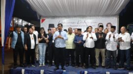 Rudi deklarasi dukungan Amsakar- Li Claudia. Foto:rega/matapedia