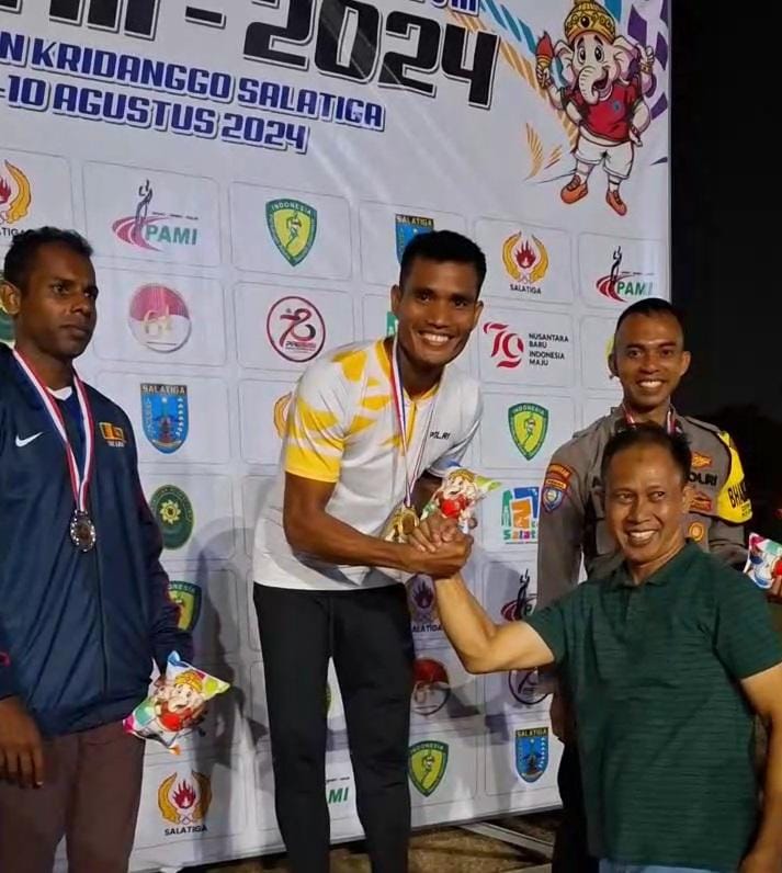 Bripka Desjan Siallagan anggota Ditlantas Polda Raih medali emas di Masters Athletics Championship III 2024 di Salatiga Jawa Tengah, Cabor lari 400 meter, Sabtu (10/8/2024). Matapedia6.com/ Dok Desjan Siallagan