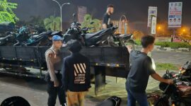 Sebanyak 191 unit motor diangkut ke Polresta Barelang hasil razia cipta kondisi di Kota Batam, Minggu (18/8/2024). Matapedia6.com/Dok Polres