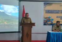 Asisten II Bidang Perekonomian dan Kesejahteraan Rakyat Sekretariat Daerah, Basri saat membuka pelatihan pemandu wisata bidang geowisata di Kabupaten Natuna, Senin (19/8/2024). Matapedia6.com/Dok Pemkab