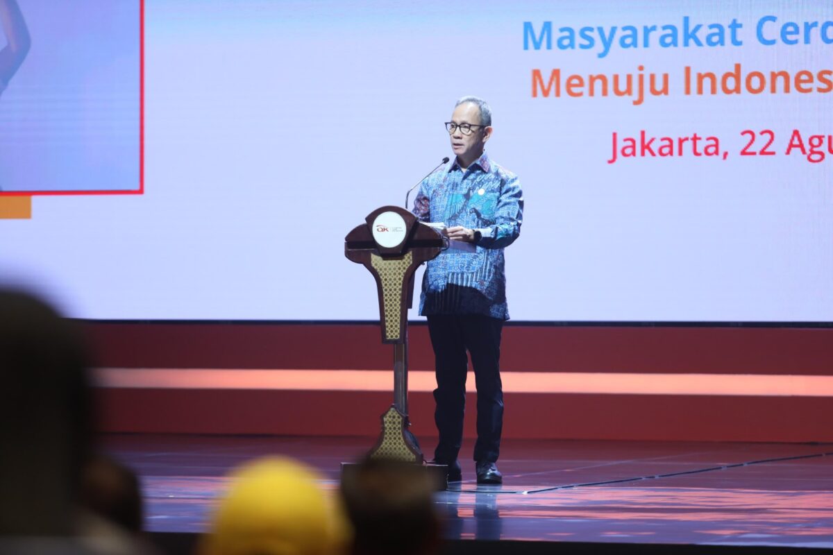 OJK Canangkan Gerakan Nasional Cerdas Keuangan. Foto:Istimewa yang