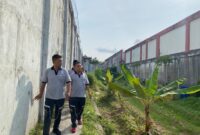 Kalapas Batam saat cek troling pada Jumat (6/9). Foto:Dok/ Lapas