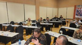 Anggota DPRD Batam Arlon Veristo tengah saat ikut orientasi. Foto:Dok/matapedia