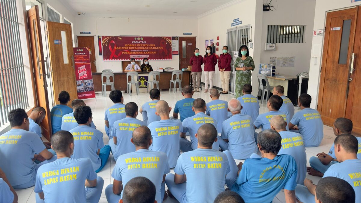 Rutan kelas IIA Batam gandeng Puskesmas Sei Langkai Gelar penyuluhan dan pemeriksaan penyakit menular di kepada warga Binaan di
Rutan Batam, Kamis (12/9/2024).
Matapedia6.com/Dok Rutan Batam: Ilustrasi