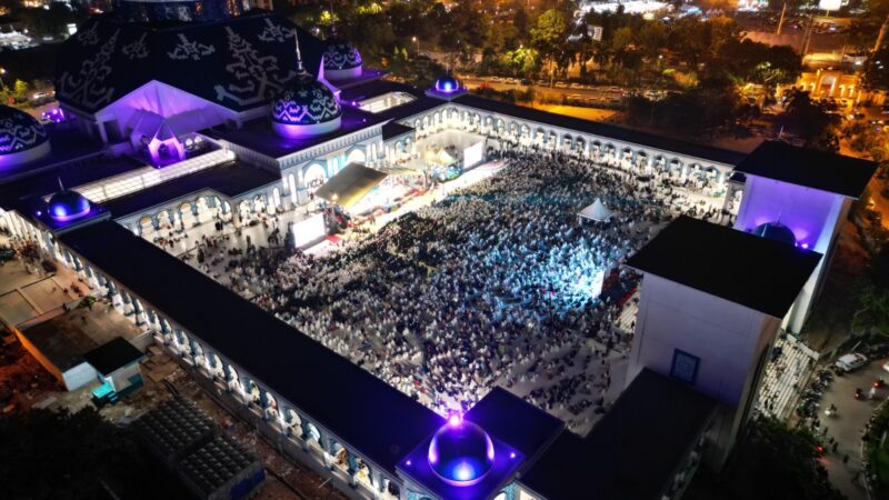 Masjid Agung Batam. Foto:Ist