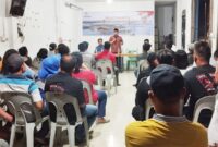 Calon Wakil Gubernur Kepri Nyanyang Haris Pratamura saat bersilaturahmi dengan warga perumahan Sei Daun,Tanjung Piayu Kamis malam (19/9/2024). Matapedia6.com/ Dok Agus.