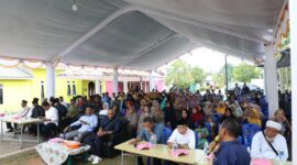 Gelar Tepuk Tepung Tawar, Masyarakat Desa Penaga Bintan doakan kemenangan Rudi-Aunur, Minggu (22/9). Foto:Dok/DN-matapedia