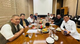 Gubernur Kepri Ansar Ahmad Gelar Rapat dengan manajemen operator kapal ferry yang melayani  Batam - Singapura di Apartemen Panbil,  Kota Batam Minggu (22/9/2024). Matapedia6.com/Diskominfo