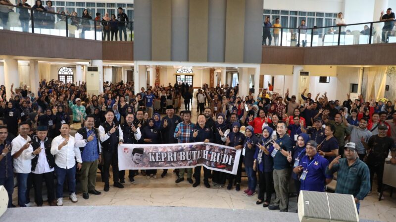Pengurus NasDem Tanjungpinang, Senin (23/9). Foto:Ist