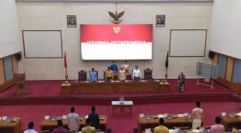 Dewan Perwakilan Rakyat Daerah (DPRD) menggelar rapat paripurna, agendanya pembentukan dan penetapan alat kelengkapan DPRD Kota Batam masa jabatan 2024-2029, Jumat (27/9/2024). Matapedia6.com/Luci