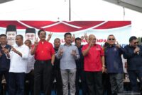 Ribuan warga hadiri launching kampanye Rudi-Aunur di Sei Panas Batam, Sabtu (28/9). Foto:DN-matapedia