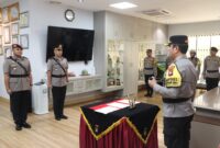 Kapolresta Barelang Kombes Pol H Ompusunggu pimpin Sertijab Kapolsek Sei Beduk dari Iptu Fikri Rahmadani kepada Iptu Jonatan Pakpahan, Jumat (27/9/2024). Matapedia6.com/ Dok Polresta Barelang