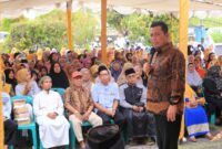 Calon Gubernur Kepri Ansar Ahmad mengawali masa kampenye Pemilukada Kepri 2024, dengan melakukan dialogis dengan masyarakat di lima lokasi yang ada di Kota Tanjungpinang, Minggu (29/9/2024). Matapedia6.com/ Dok Agus
