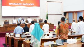 Rapat paripurna DPRD Kota Batam, Selasa (23/9). Foto: Diskominfo