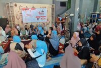 Calon wakil Gubernur Kepri Nyanyang Haris Pratama saat bertemu dengan Persatuan Pejuang Perempuan (PPP) Sekupang, Senin (1/10/2029). Matapedia6.com/ Dok Agus