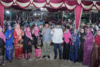 Keluarga Suku Koto Batam bersama Cagub Kepulauan Riau. Foto:DN/matapedia