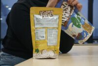 Pembuatan label Nutrition Fact pada kemasan produk UMKM yang berasal dari program Nutrition Fact yang dilaksanakan secara serentak di seluruh wilayah Rumah BUMN Telkom sejak Maret 2024. Foto:Telkom