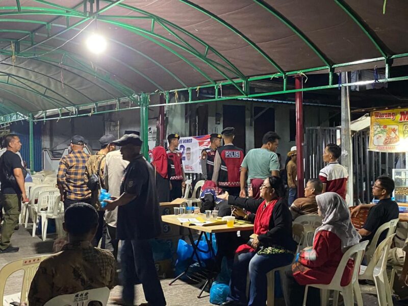 Petugas kepolisian saat melakukan pengamanan kampanye pasangan calon Gubernur dan wakil gubernur di salah satu lokasi di Kota Batam. Matapedia6.com/Dok Humas Polda