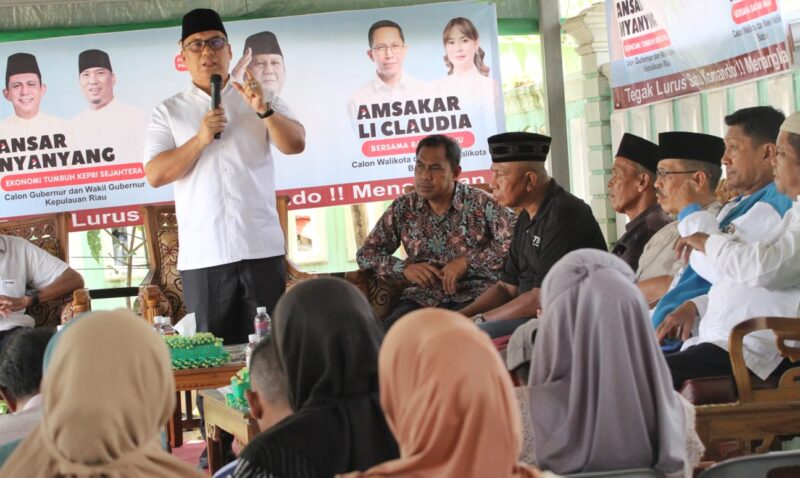 Calon wakil Gubernur nomor urut 1 Nyanyang Haris Pratamura kampanye dialogis yang dihadiri ratusan warga Kampung Melayu, Baru Besar, Rabu (9/9/2024). Matapedia6.com/Dok Agus