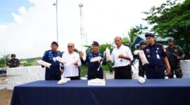 KKP saat melihatkan benih lobster, Kamis (10/10/2024). Foto:zal/matapedia