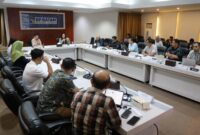 PT Toyota Astra Motor saat bersama BP Batam, Jumat (11/10). Foto:Dok/Humas BP