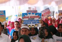 Perkumpulan Majelis Taklim Kota Batam menyampaikan komitmennya mendukung pasangan Ansar-Nyanyang di Kepri dan  Amsakar-Li Claudia di Kota Batam, Jumat (18/10/2024). Matapedia6.com/Rega
